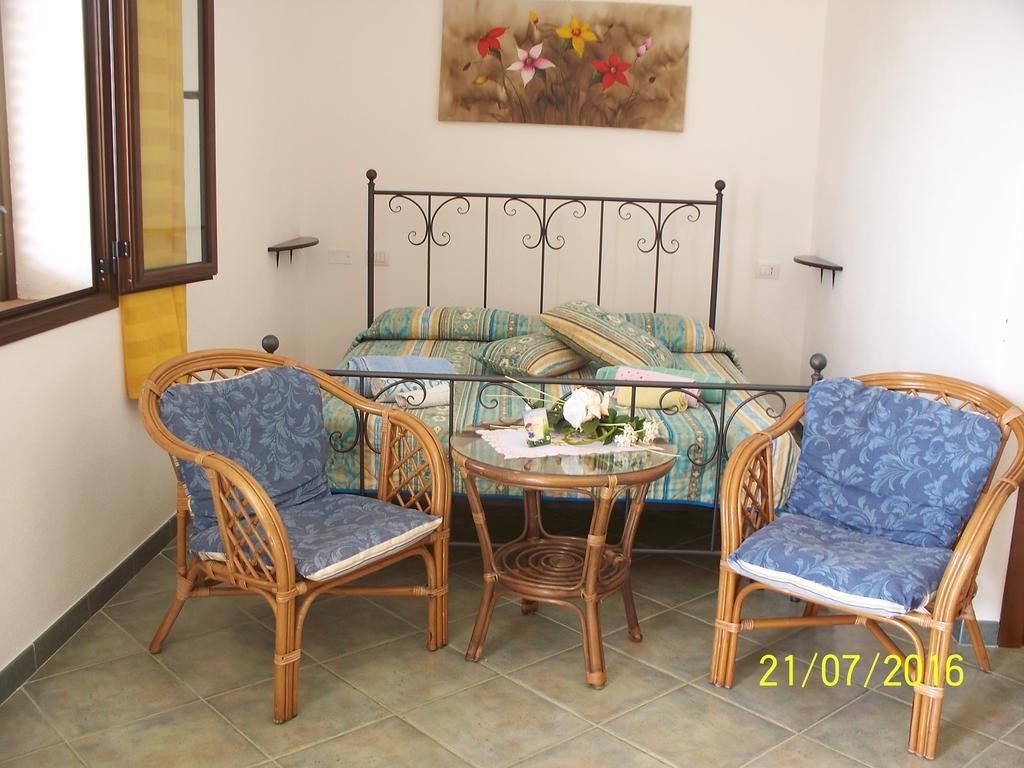 Agriturismo B&B Casteldoria Санта-Мария Экстерьер фото